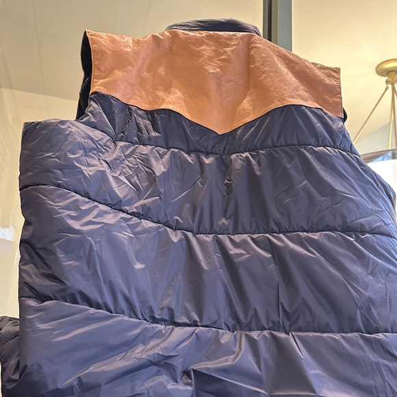 Men’s Western style Vest - Picture 2 of 6